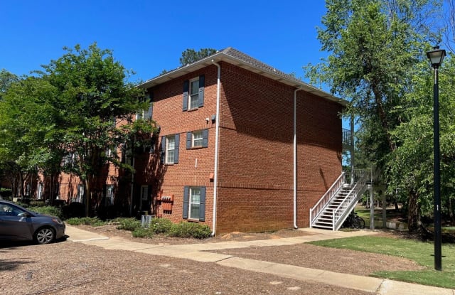 162 East University Dr Unit I 105 - 162 East University Drive, Auburn, AL 36832