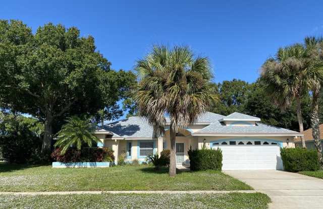 1918 Barrington Circle