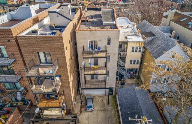 3338 North Sheffield Ave. Apt.