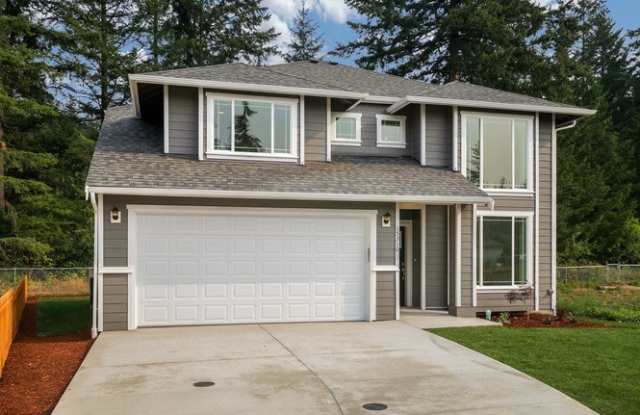 Modern Luxury: Spacious 3-Bedroom Home Near JBLM