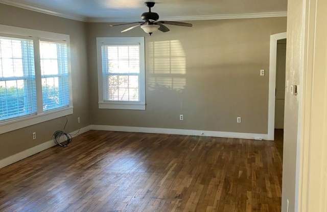 Charming 2/1 newly renovated stone home, walk to TSU  downtown