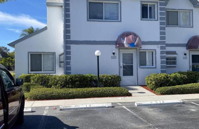 514 Seaport Blvd
