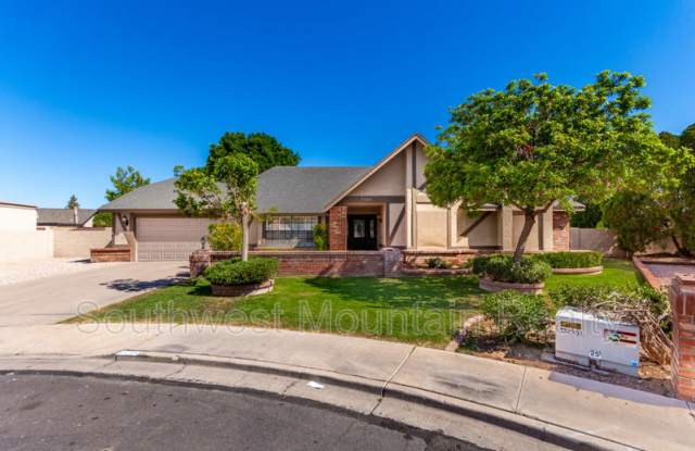 Photo of 2020 W Natal cir