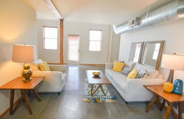 Lofts In Old Town Square Wichita Ks Apartments For Rent [ 415 x 640 Pixel ]