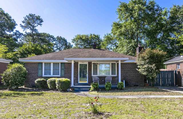 941 Evergreen Avenue