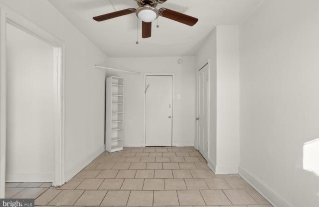 2536 AMBER Street unit: 3F