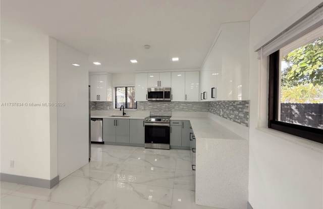 12711 Southwest 51st Street