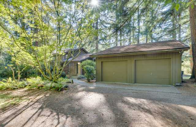 Photo of Mid Century Charming Bothell Home For Rent!