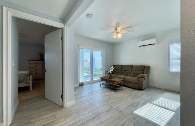 1541 North Oceanshore Boulevard - B