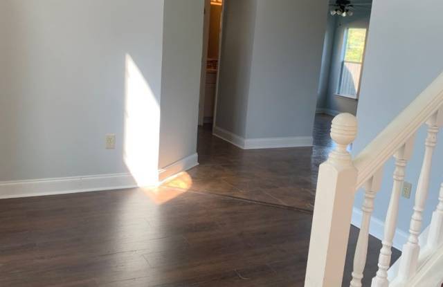 Photo of 14203 Cloverhill Blvd