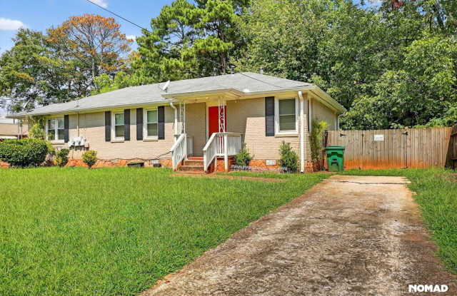 Photo of Charming 2BR Duplex Unit in Decatur