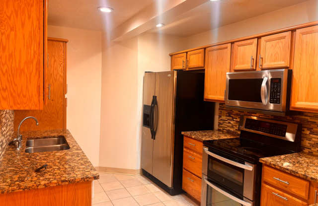 Photo of Perfect 2 Bed/2 Bath Downtown Condo w/Washer and Dryer Included!