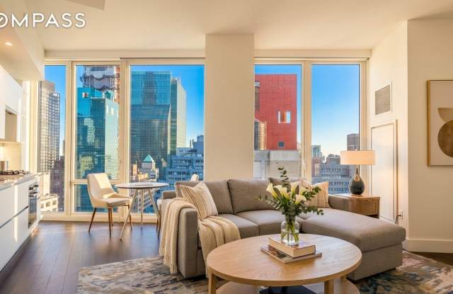 222 East 44th Street
