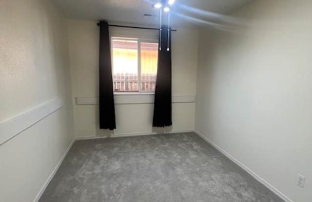 317 15th Avenue North