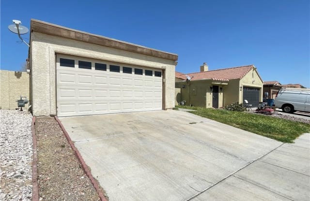 8232 Abercrombe Way - 8232 Abercrombe Way, Las Vegas, NV 89145