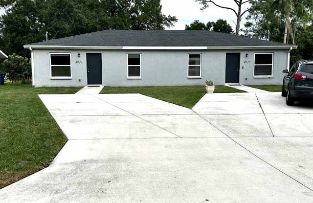 4921 20th Street Court East