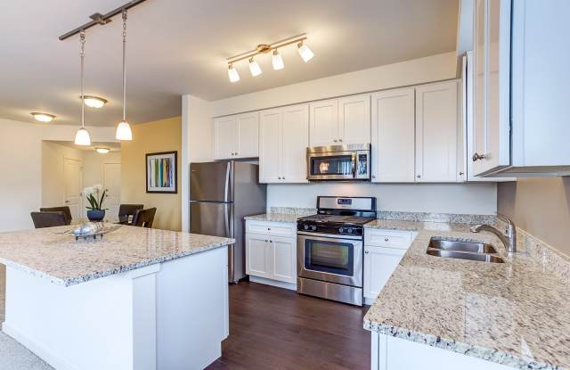 Residences of Orland Park Crossing
