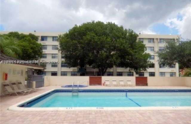 2401 Riverside Dr