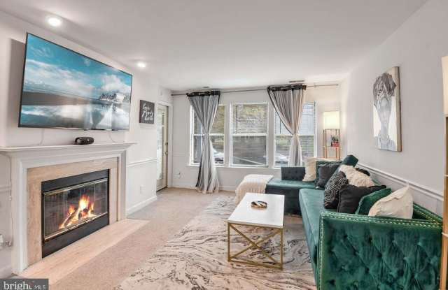 Photo of 13701 MODRAD Way unit: 9C-12