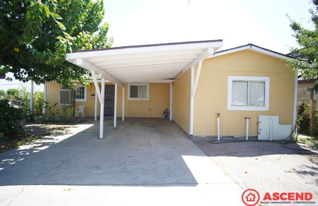 Photo of Charming 4 Bedroom, 2 Bathroom Home in Delano