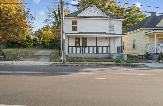 Photo of 1310 Oakwood Avenue