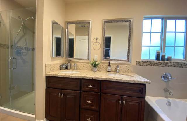 Photo of 9116 Florence Avenue