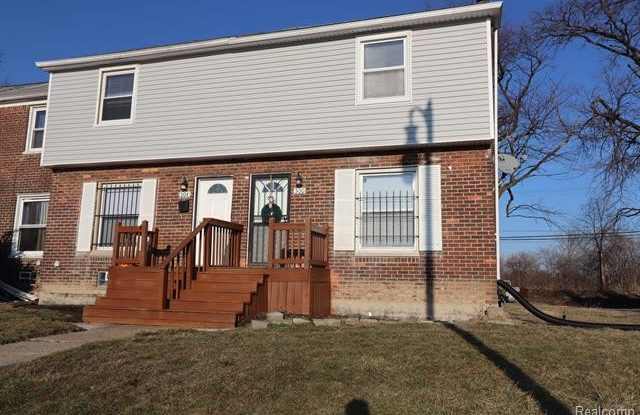 500 MARQUETTE Drive