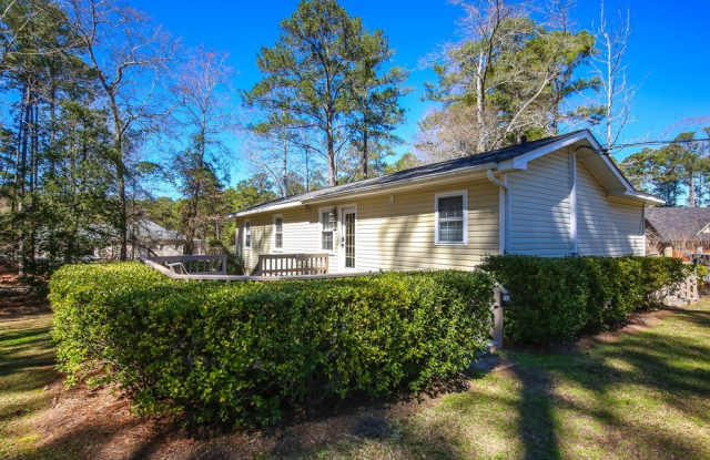 4046 White Oak Drive