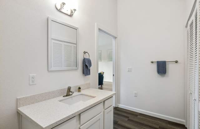 Pullman Modern Urban Apartments