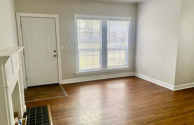 Charming 2-Bedroom Duplex for Lease – South Highlands