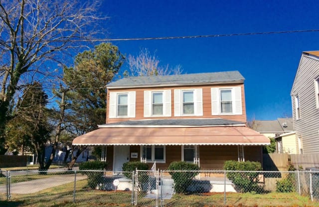 1244 Summit Ave - 1244 Summit Avenue, Portsmouth, VA 23704