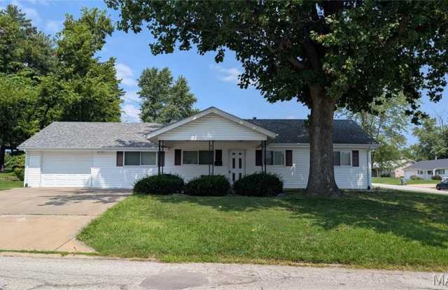 Photo of 303 Eggering Drive