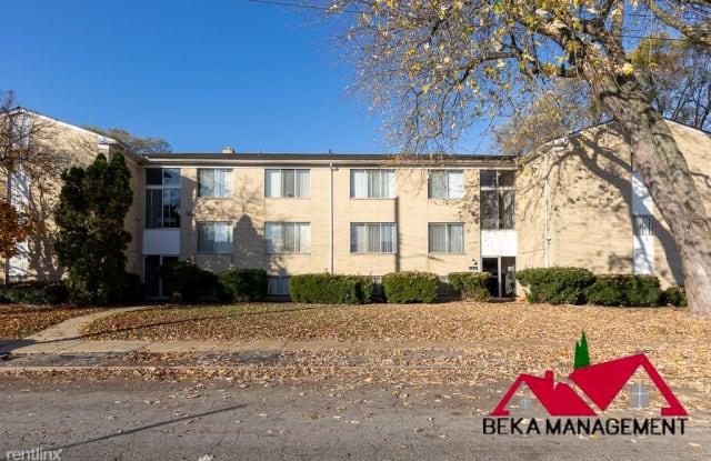 35 Monroe St Apt 15 - 35 Monroe Street, Pontiac, MI 48341