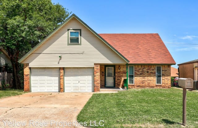 316 S Morgan Dr - 316 South Morgan Drive, Moore, OK 73160