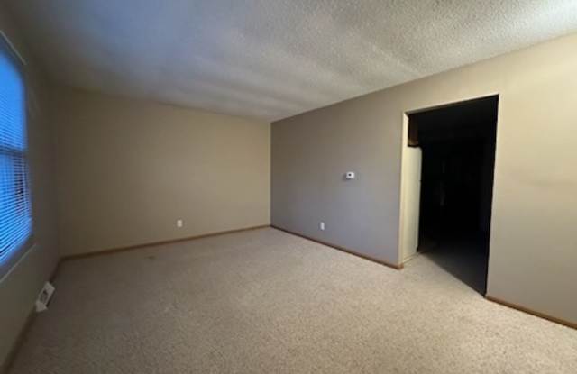 2 bedroom 1 bath home in Chatham $1150.00