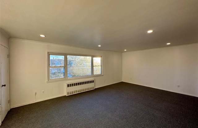 Photo of 58 Cohill Road unit: 2Nd. Fl.