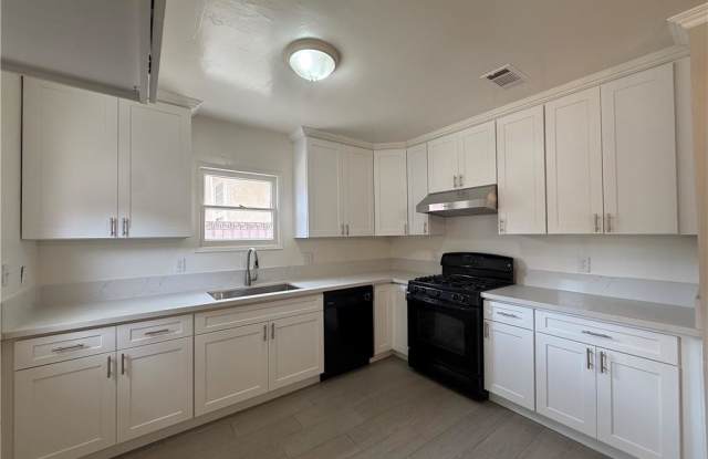 Photo of 1106 South Eighth Avenue