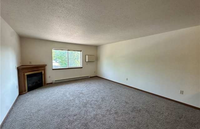 714 Bruce Court unit: 12