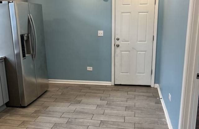10630 South Avenue M - 2