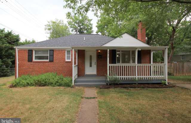 2819 BISVEY DRIVE