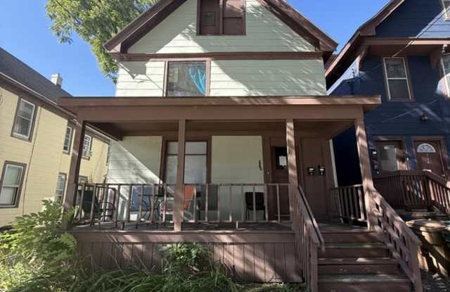 118 South Blair Street - 1