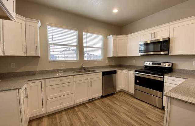 13926 South Champlin Peak Drive