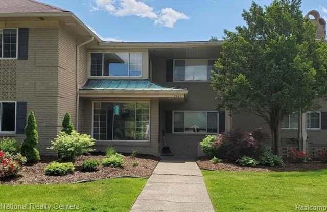 Photo of 2245 S WALTON Boulevard