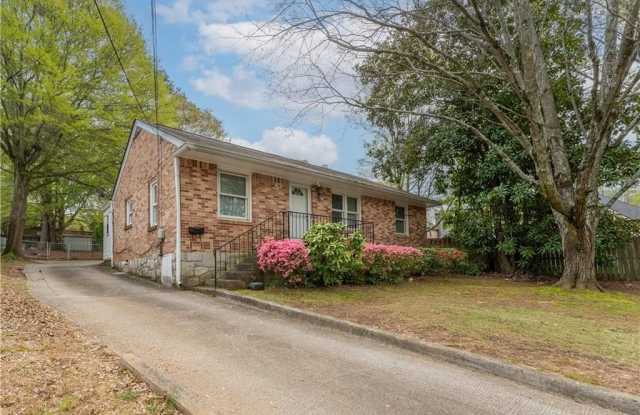 Photo of 1387 Church Street