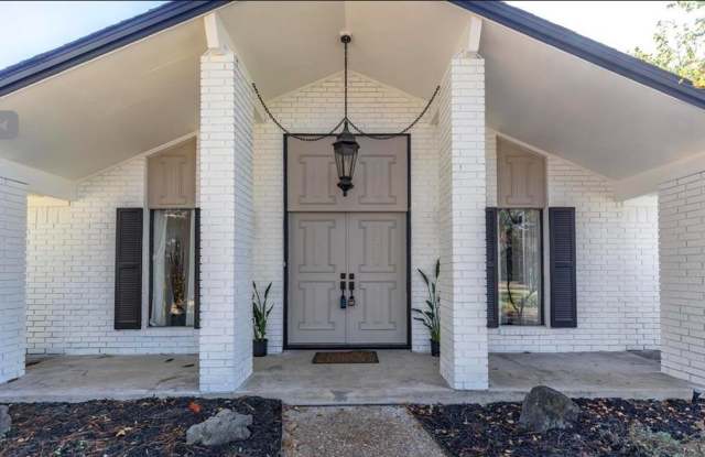 590 Goodhue Road