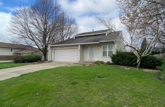 Spacious  Unique Contemporary Home – Perfect for Entertaining and Family Living!