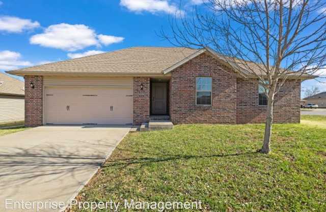 4100 N Grassland Dr