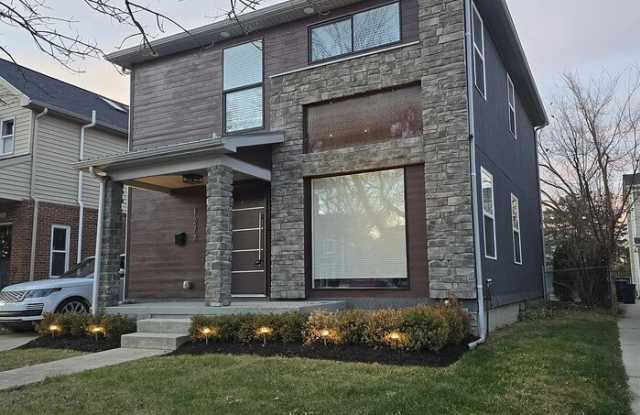 Photo of 1277 East Lincoln Street