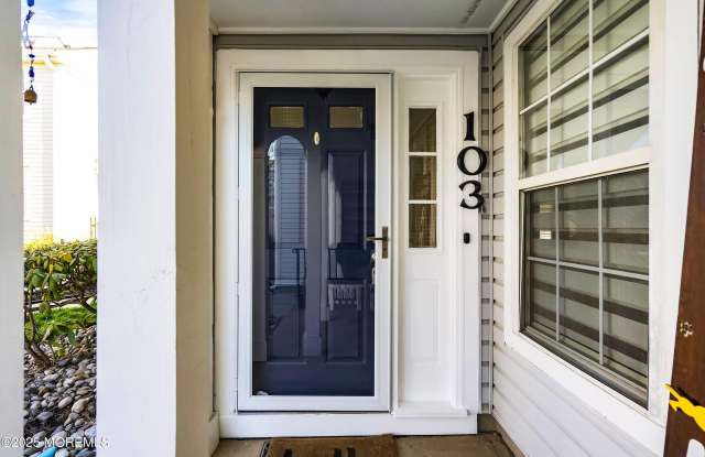 103 Hyacinth Lane