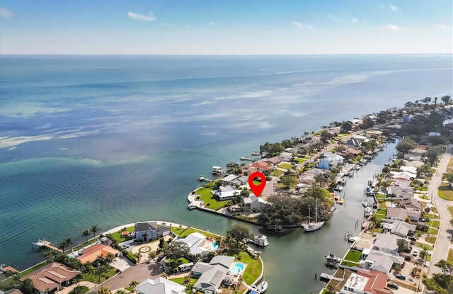 3601 COQUINA KEY DRIVE SE